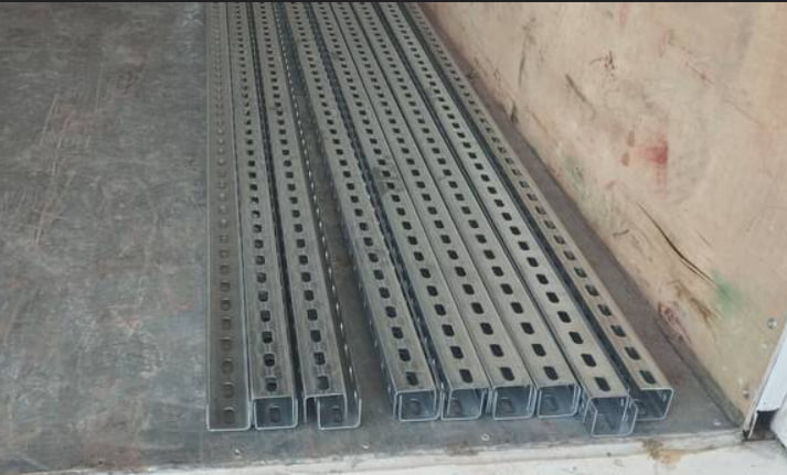 Дорожное ограждение (отбойник) на объекте